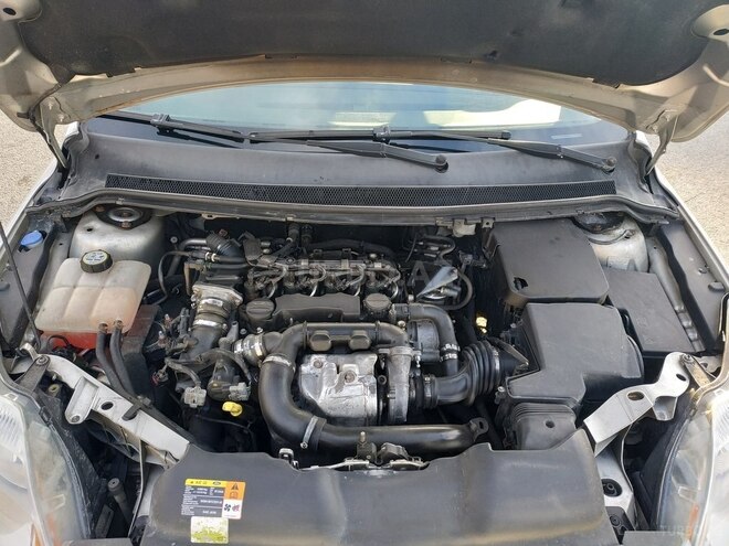 Ford Focus 2008, 215,000 km - 1.6 l - Bakı