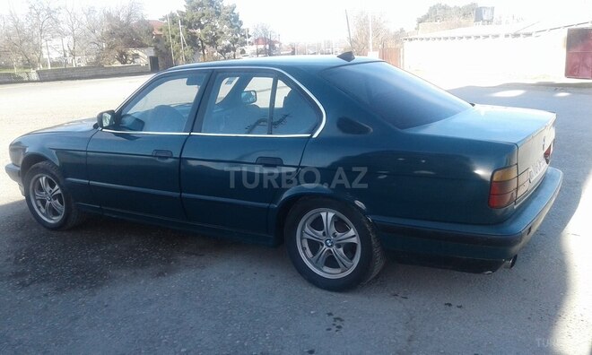 BMW 523 1991, 400,000 km - 2.5 л - Şabran