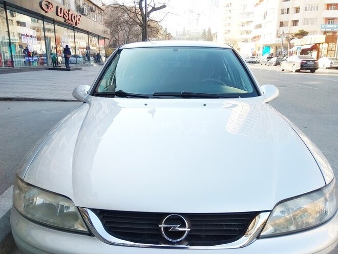 Opel Vectra 1999, 194,500 km - 1.8 л - Bakı