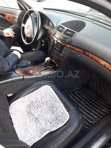 Mercedes E 240 2002, 215,000 km - 2.6 л - Mingəçevir