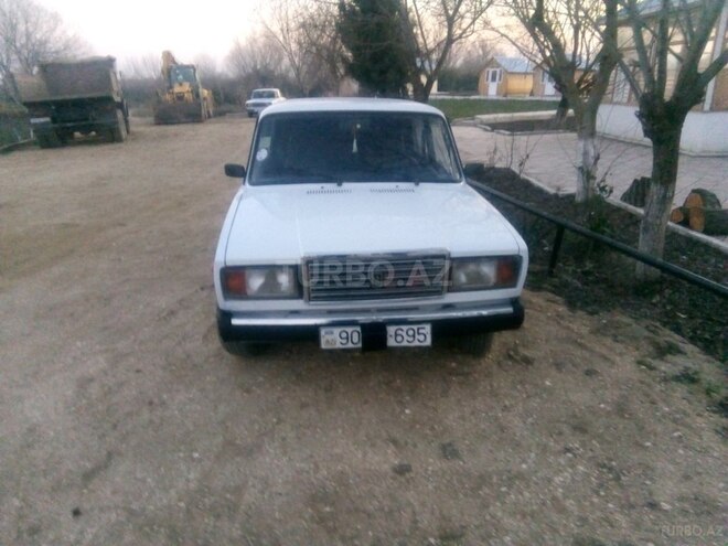 LADA (VAZ) 2107 2007, 101,200 km - 1.6 л - Salyan