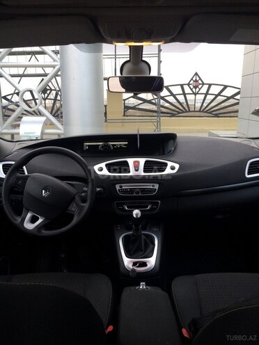 Renault Grand Scenic 2009, 240,000 km - 1.5 l - Bakı