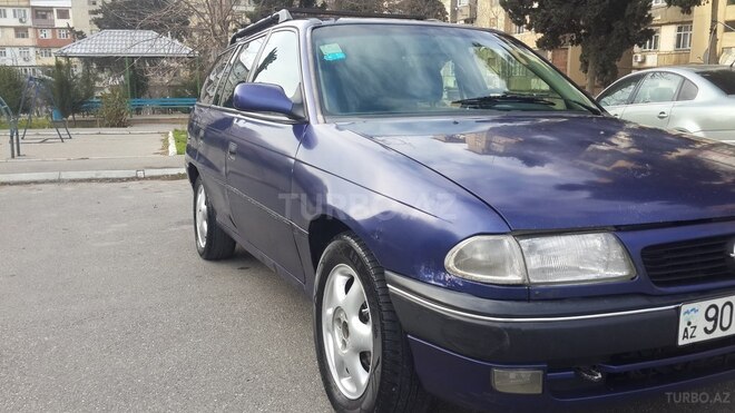 Opel Astra 1996, 380,000 km - 1.6 l - Bakı