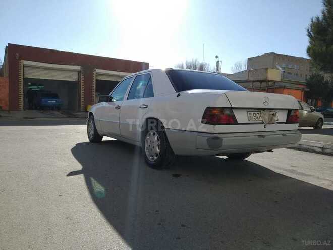 Mercedes E 200 1993, 350,000 km - 2.0 l - Bakı