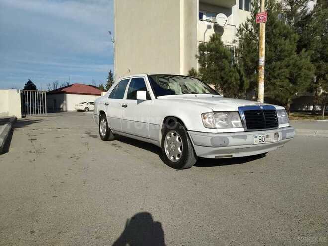 Mercedes E 200 1993, 350,000 km - 2.0 l - Bakı