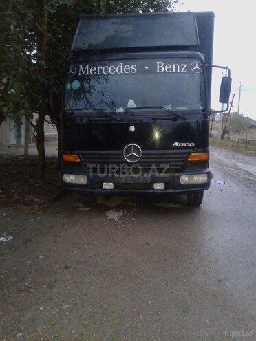 Mercedes Atego 815 1999, 450,000 km - 0.5 л - Salyan