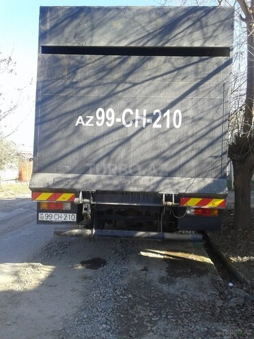 Mercedes Atego 815 1999, 450,000 km - 0.5 л - Salyan