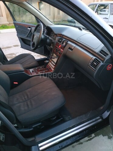 Mercedes E 220 1999, 350,000 km - 2.2 l - Bakı