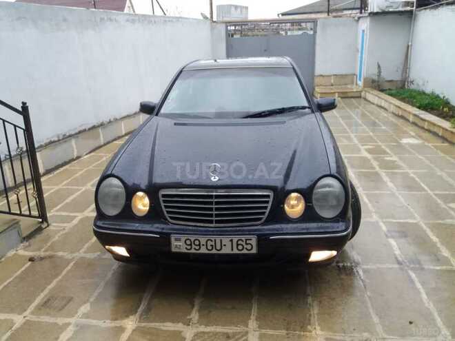 Mercedes E 220 2000, 280,000 km - 2.2 l - Bakı