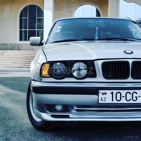 BMW 520 1994, 355,800 km - 2.8 л - Bakı