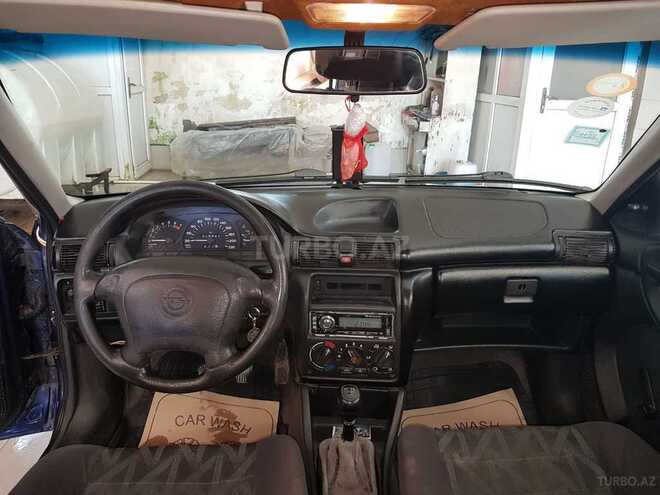 Opel Astra 1996, 316,000 km - 1.6 l - Bakı