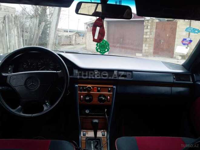 Mercedes E 250 1989, 500,000 km - 2.5 л - Sumqayıt