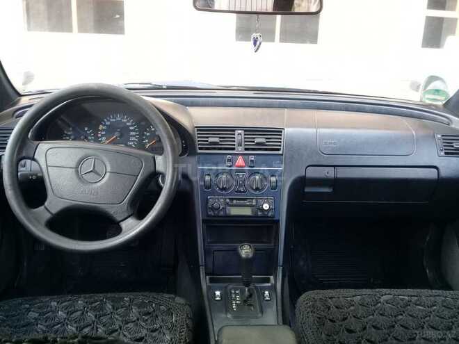 Mercedes C 180 1997, 256,700 km - 1.8 l - Bakı