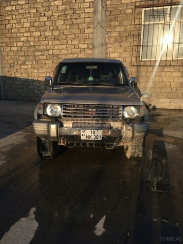 Mitsubishi Pajero 1992, 285,000 km - 2.8 л - Bakı