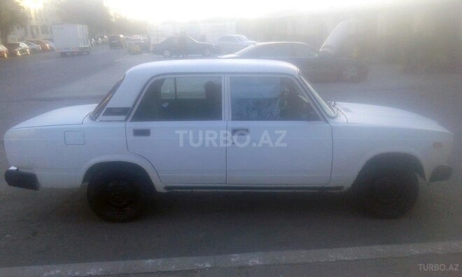 LADA (VAZ) 2107 2003, 175,000 km - 1.6 l - Bakı