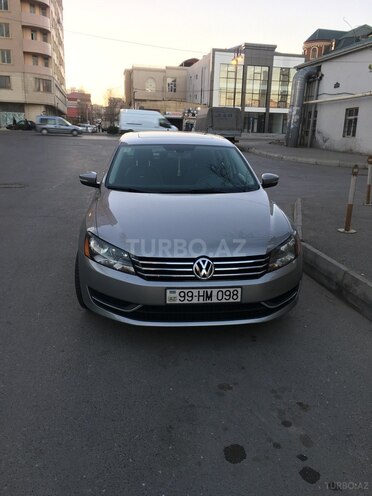 Volkswagen Passat 2013, 110,000 km - 2.5 l - Bakı