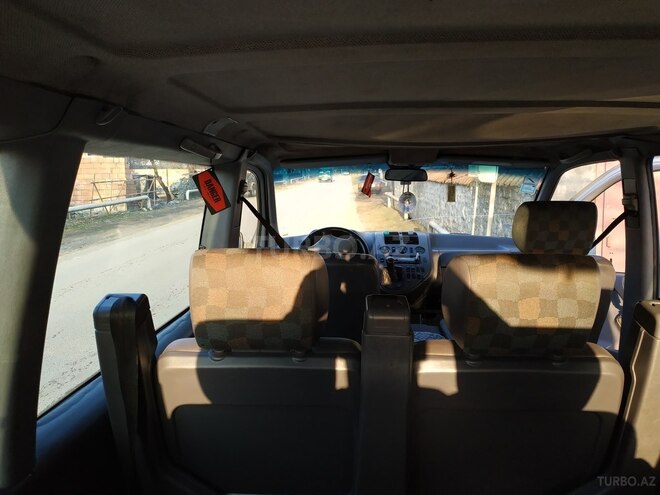 Mercedes Vito 2000, 320,000 km - 2.2 l - Zaqatala