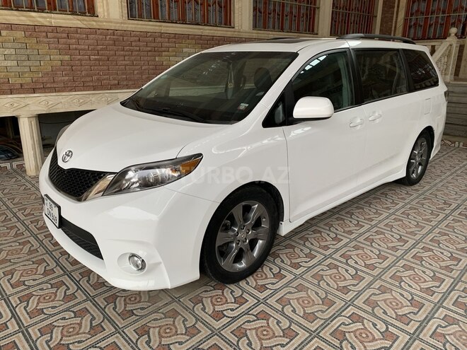 Toyota Sienna 2011, 40,000 km - 3.5 l - Gəncə