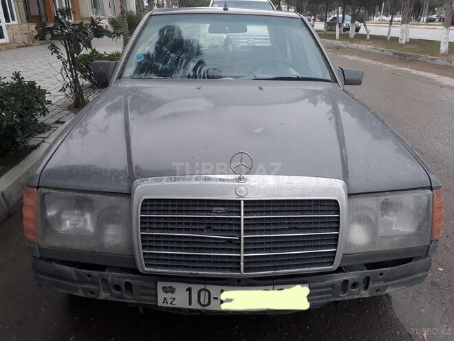 Mercedes E 230 1991, 345,000 km - 2.3 l - Sumqayıt