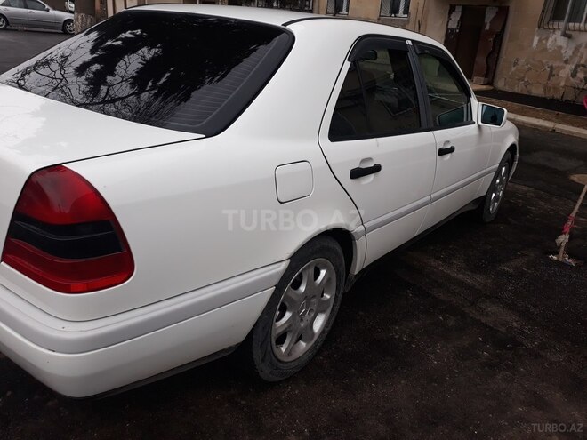 Mercedes C 180 1997, 452,369 km - 1.8 l - Bakı