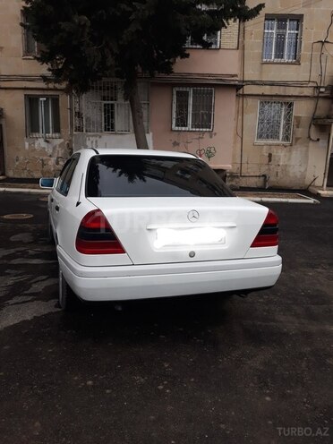 Mercedes C 180 1997, 452,369 km - 1.8 l - Bakı