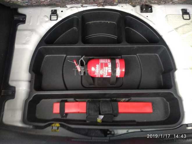 Hyundai i20 2011, 208,166 km - 1.4 л - Tovuz