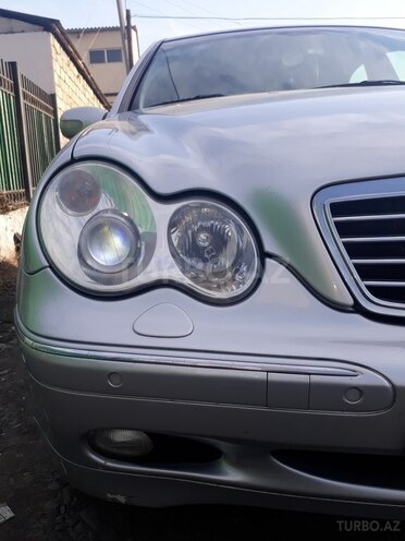 Mercedes C 200 2000, 270,840 km - 2.0 l - Bakı