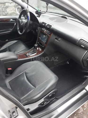 Mercedes C 200 2000, 270,840 km - 2.0 l - Bakı
