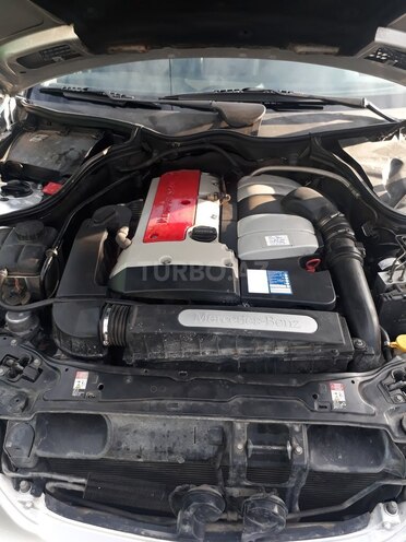 Mercedes C 200 2000, 270,840 km - 2.0 l - Bakı