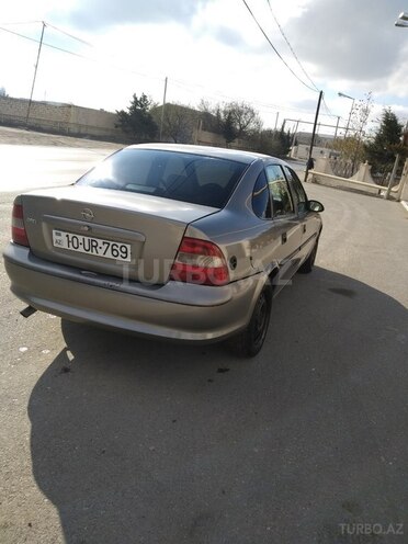 Opel Vectra 1996, 286,365 km - 2.0 l - Bakı