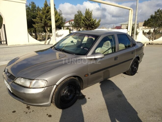 Opel Vectra 1996, 286,365 km - 2.0 l - Bakı