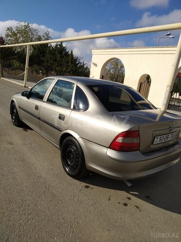 Opel Vectra 1996, 286,365 km - 2.0 l - Bakı