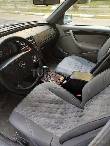 Mercedes C 240 1999, 268,000 km - 2.4 л - Bakı