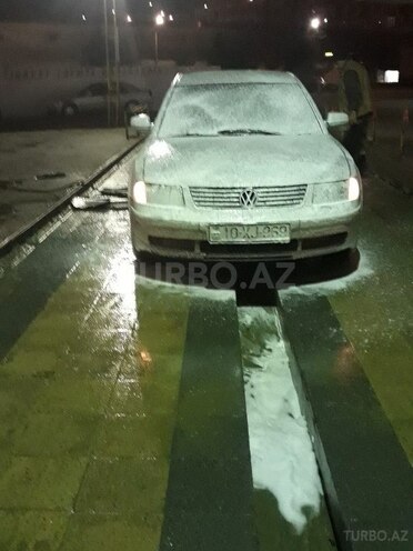 Volkswagen Passat 1999, 1,311 km - 1.8 l - Bakı
