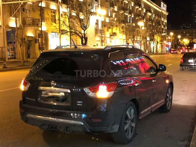 Nissan Pathfinder 2014, 110,000 km - 3.5 l - Bakı