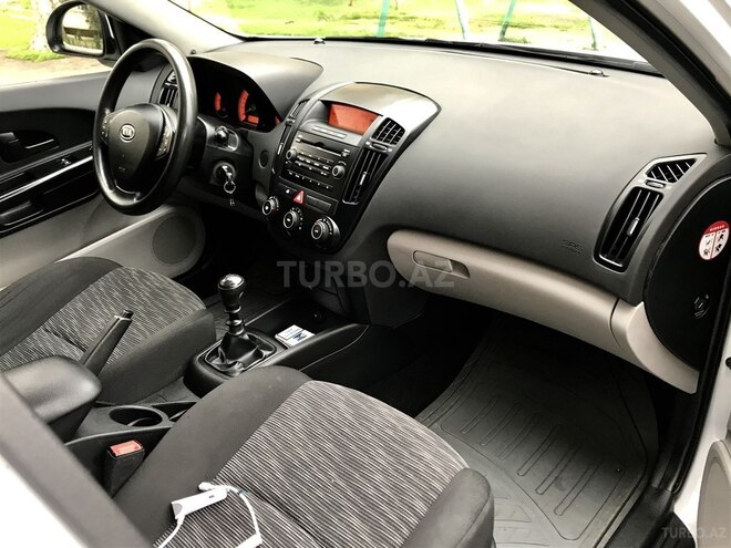 Kia Ceed 2008, 153,000 km - 1.6 л - Bakı