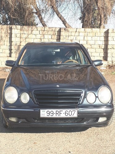 Mercedes E 220 2000, 377,000 km - 2.2 l - Gəncə