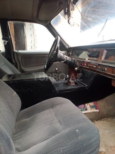 GAZ 24 1984, 815,818 km - 2.4 l - Xızı