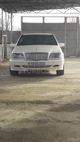 Mercedes C 180 1997, 24,000 km - 2.0 l - Füzuli
