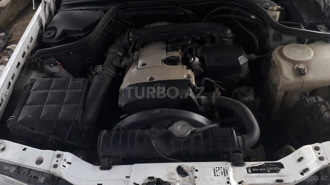 Mercedes C 180 1997, 24,000 km - 2.0 l - Füzuli