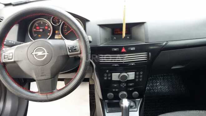 Opel Astra 2007, 289,000 km - 1.9 l - Bakı