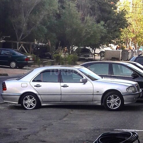 Mercedes C 180 1997, 274,000 km - 1.8 l - Bakı