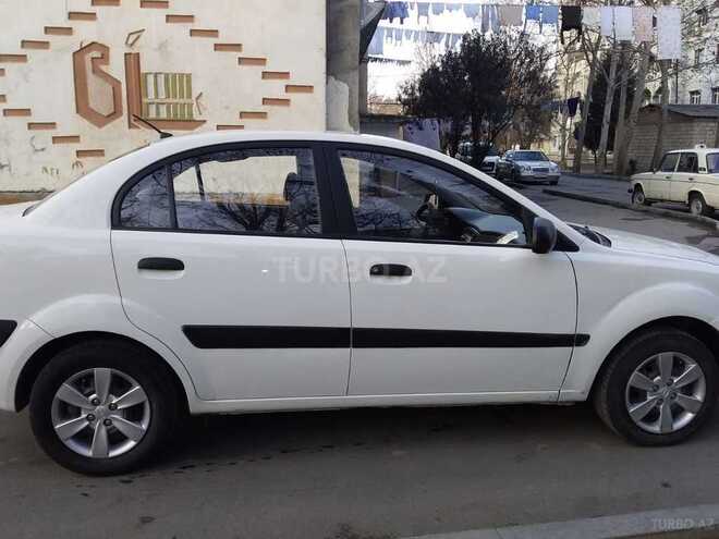 Kia Rio 2008, 128,500 km - 1.4 l - Mingəçevir