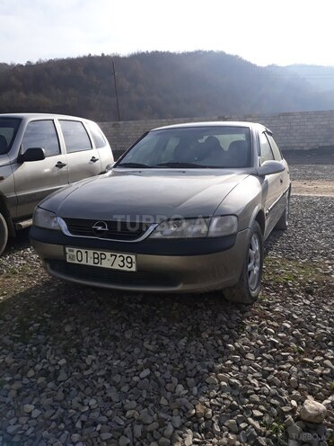 Opel Vectra 1996, 321,000 km - 1.8 l - Sumqayıt