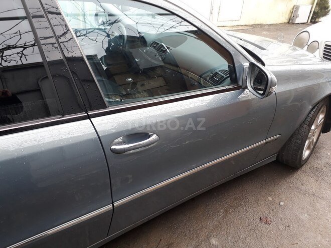 Mercedes E 220 2007, 320,000 km - 0.2 л - Bakı