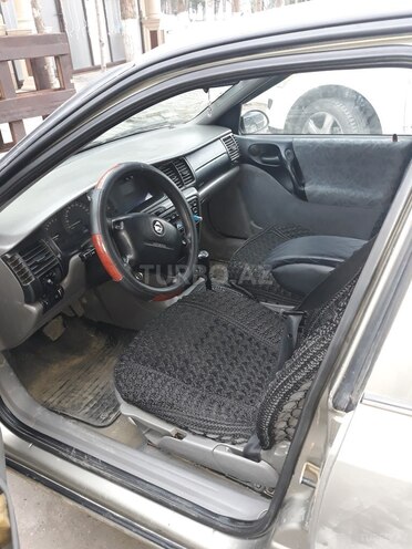 Opel Vectra 1996, 321,000 km - 1.8 l - Sumqayıt