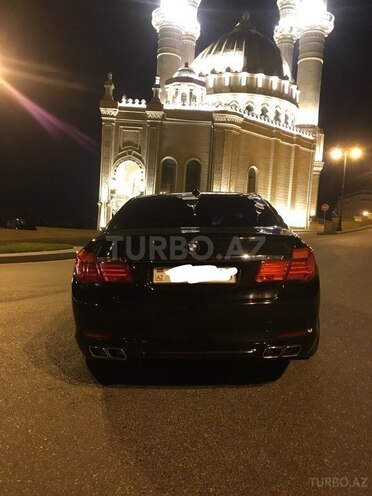 BMW 750 2010, 138,300 km - 5.0 l - Bakı
