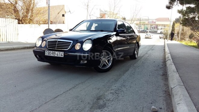 Mercedes E 240 2001, 217,400 km - 2.6 l - Bakı