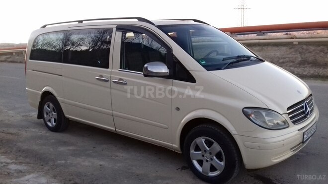 Mercedes Vito 111 2010, 181,000 km - 2.2 л - Bakı