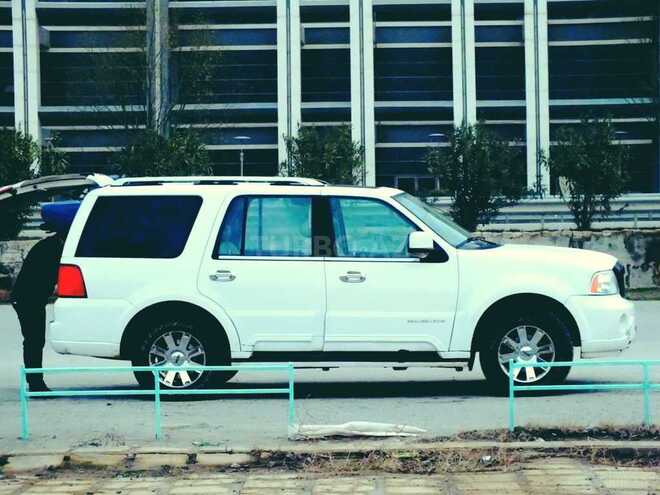 Lincoln Navigator 2004, 149,000 km - 5.4 l - Bakı